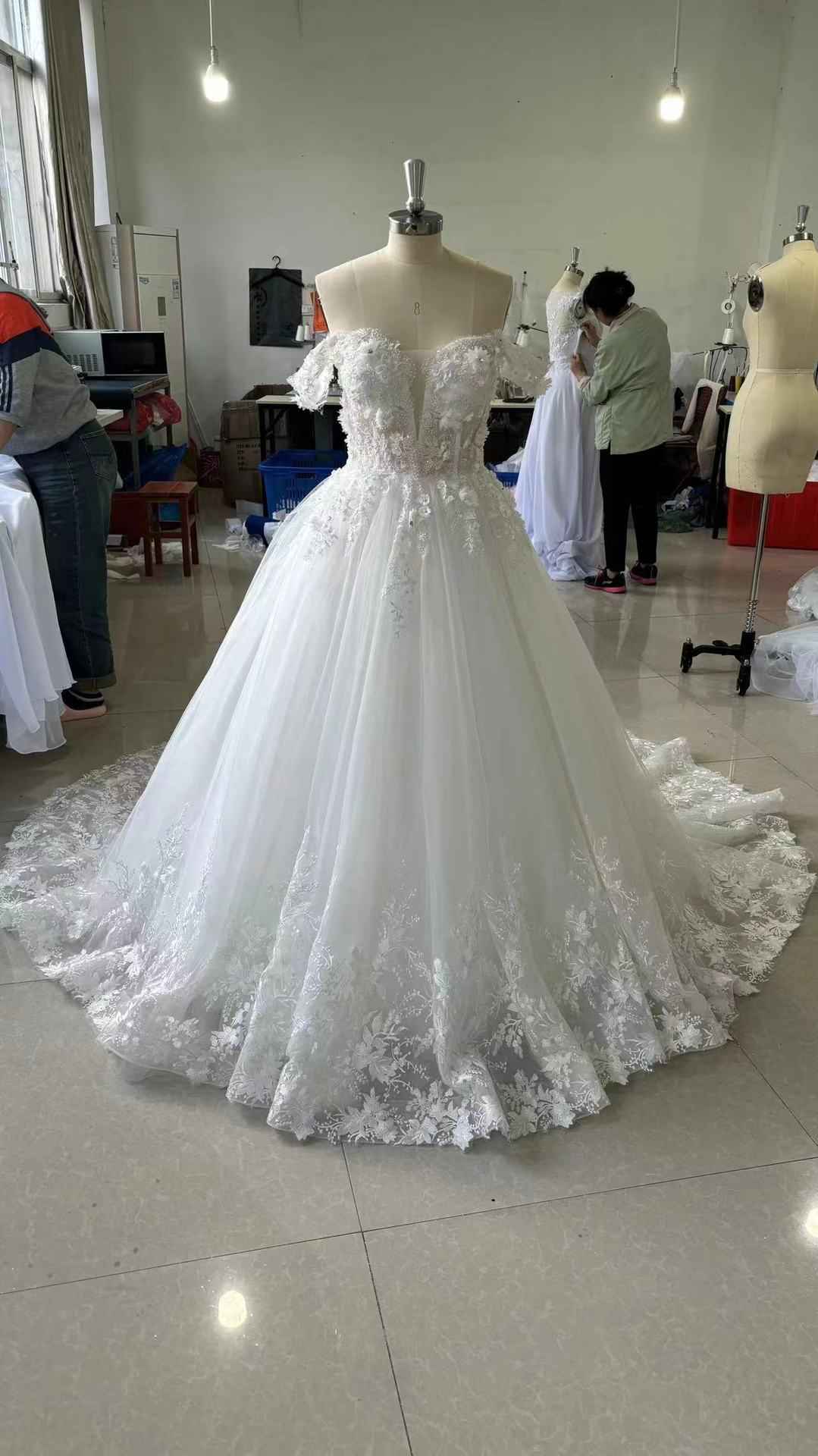 Off-the-shoulder Wedding Dress: Slim and Simple Elegance for Your Special Day - Hafsa Luxury