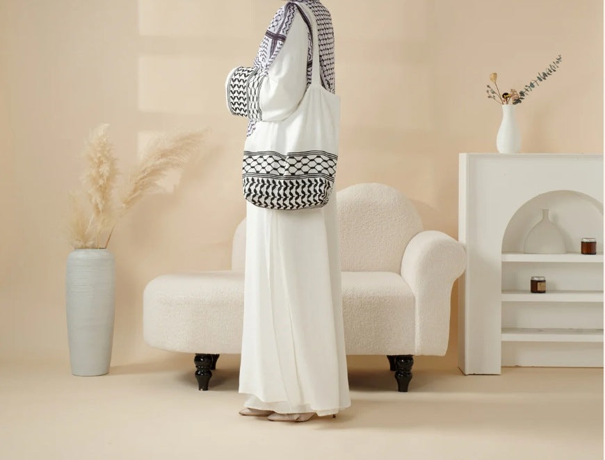 Keffiyeh Style Abaya with Crossbody Bag for Elegant Modest Fashion - Hafsa Luxury