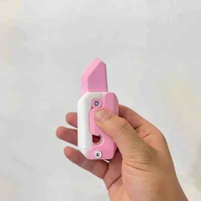 3D Printing Mini Model Toy - Gravity Cub Jumping Small Radish Knife Pendant Decompression Gift for Children - Hafsa Luxury
