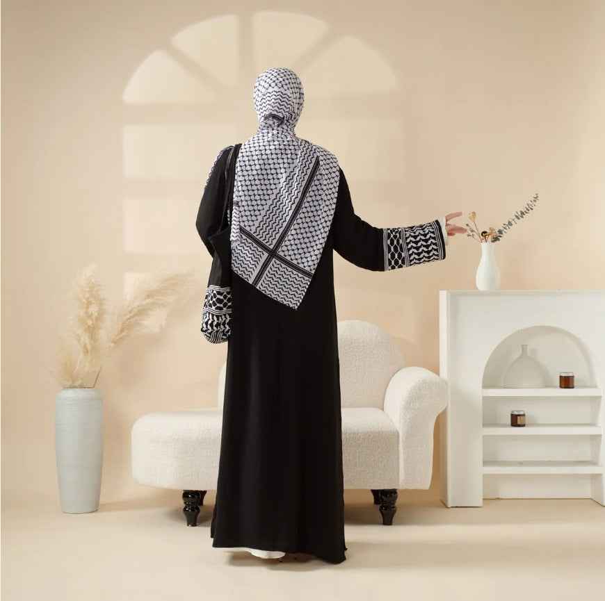 Keffiyeh Style Abaya with Crossbody Bag for Elegant Modest Fashion - Hafsa Luxury